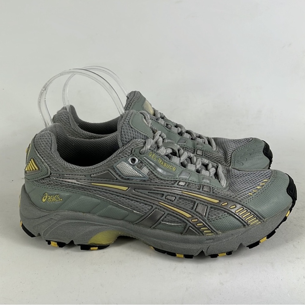 ASICS gel trabuco sneakers